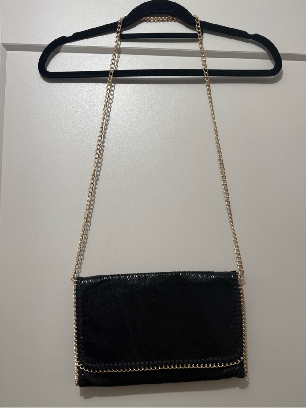 Adore Me Black Chain-Trim Crossbody Bag